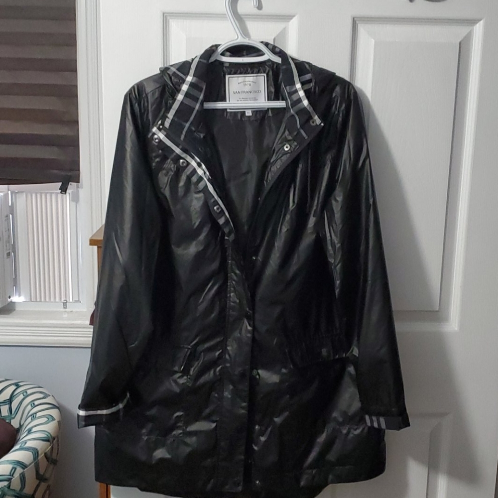 Rain coat